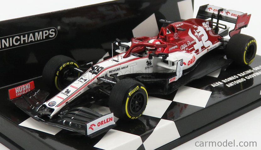 Minichamps Masstab Alfa Romeo F C Team Racing