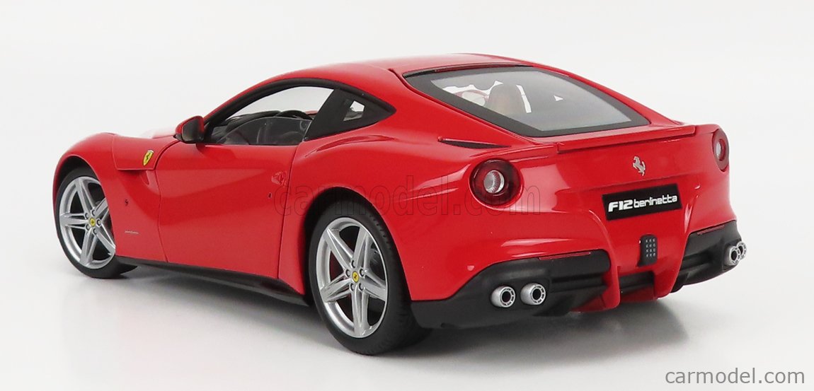 MATTEL HOT WHEELS X5474 Scale 1 18 FERRARI F 12 BERLINETTA 2012 RED MET