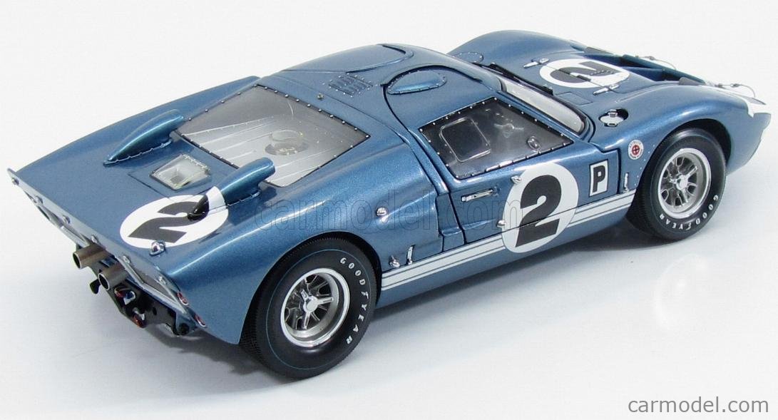 EXOTO EXO18042 Scale 1/18 | FORD USA GT40 MKII N 2 12h SEBRING 1966 JERRY GRANT - DAN GURNEY