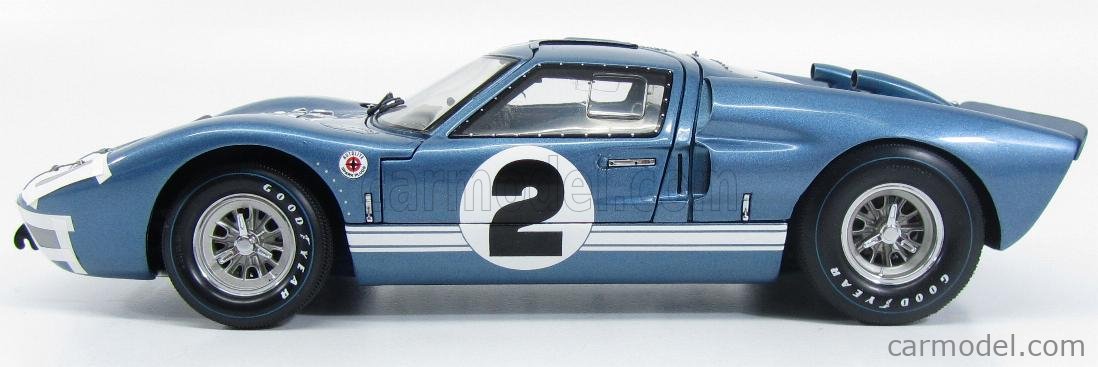 Exoto - 1966-67 Exoto Ford GT40 Mk II - 1966 Sebring 12 Hours, Grant/Gurney