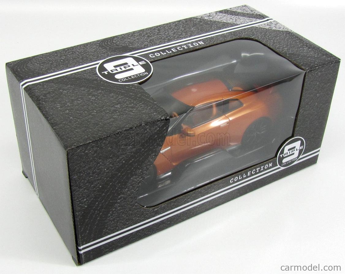 国際貿易　1/18 NISSAN GT-R 2017 Nissan GT-R from Triple 9 in the latest version