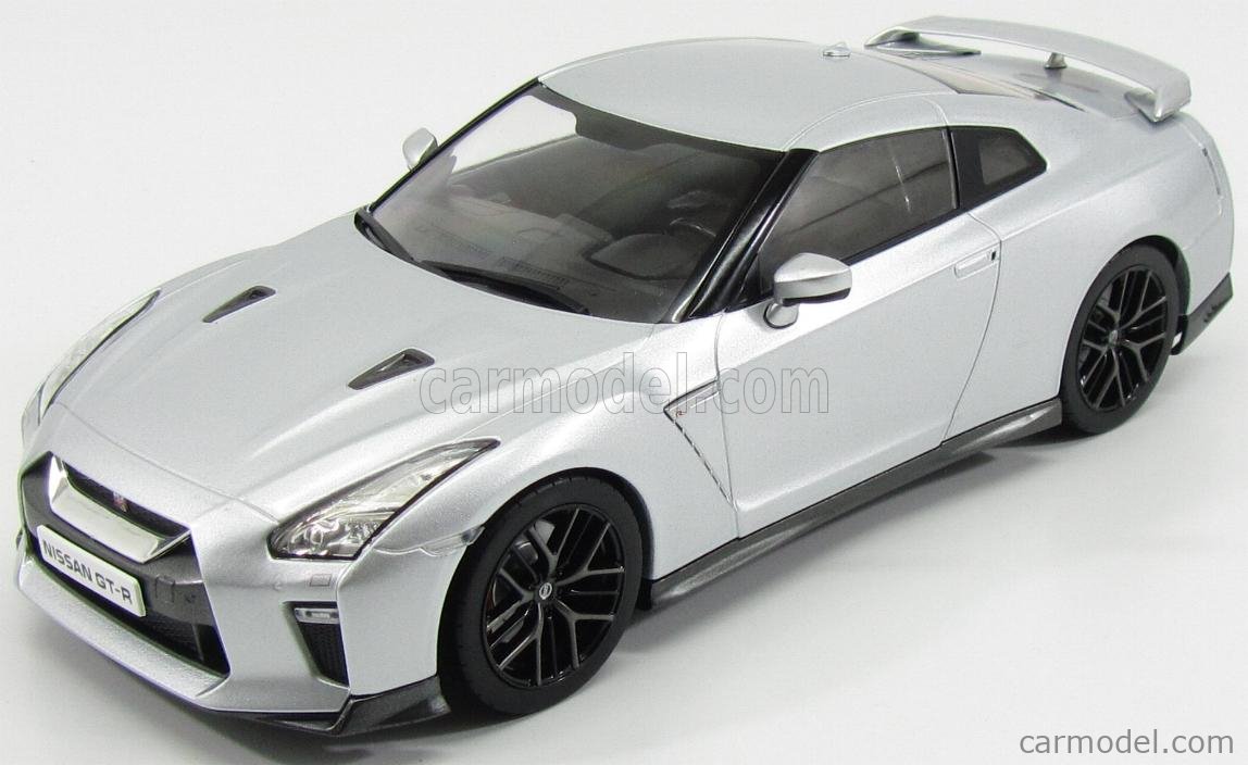 TRIPLE9 T9-1800199 Масштаб 1/18 | NISSAN GT-R (R35) COUPE 2017 SILVER