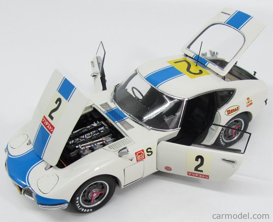 AUTOart 1/18スケール トヨタ2000GT HRS FUJI 1967 samuelvidal