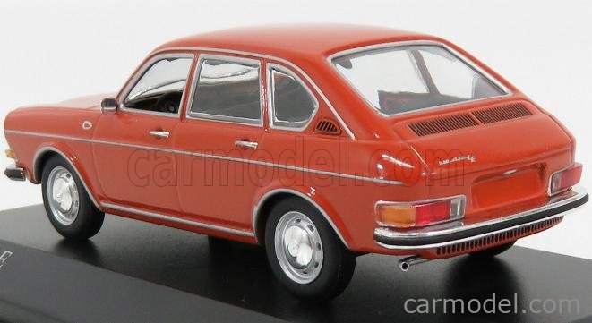 MINICHAMPS 400051101 Scale 1/43 | VOLKSWAGEN 411 LE 1969 ORANGE