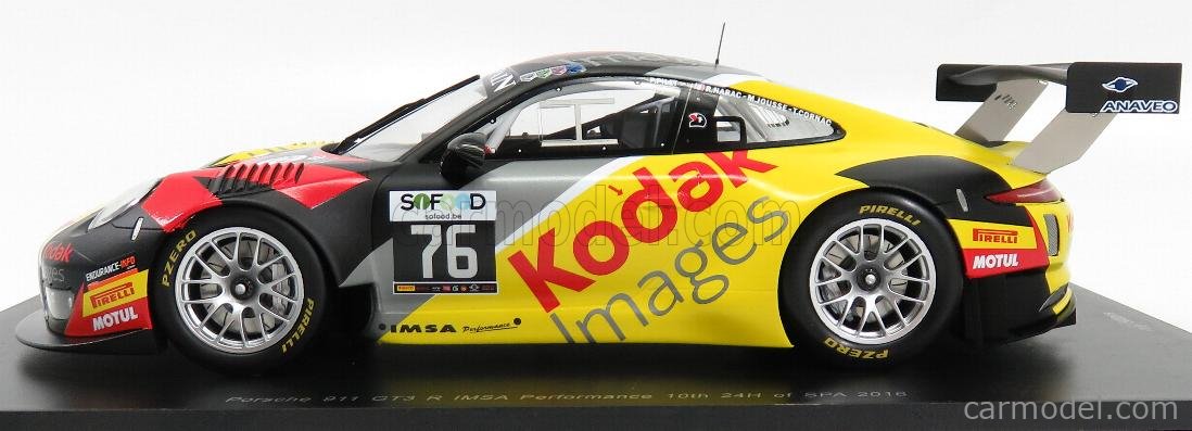 ソリド 1/18 ポルシェ Porsche Carera 911 3.8 RS イエロー J06