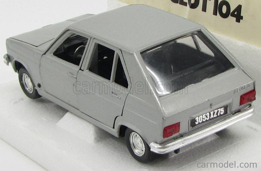 Polistil - Peugeot 104 + boite au 1/24 - Collection