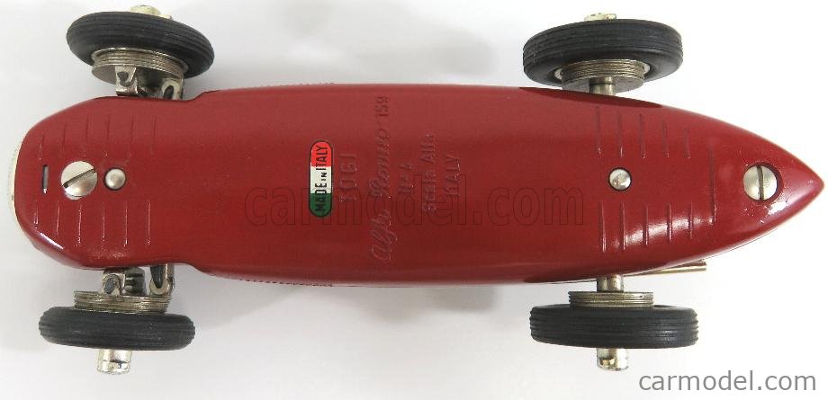Una vecchia Alfa Romeo che costa più di una Ferrari nuova | Questo