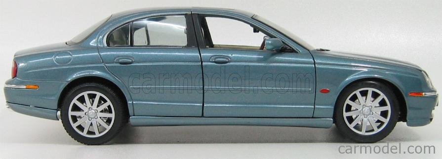 Maisto SB 1/18 - Jaguar S Type 1999 Beige Métal