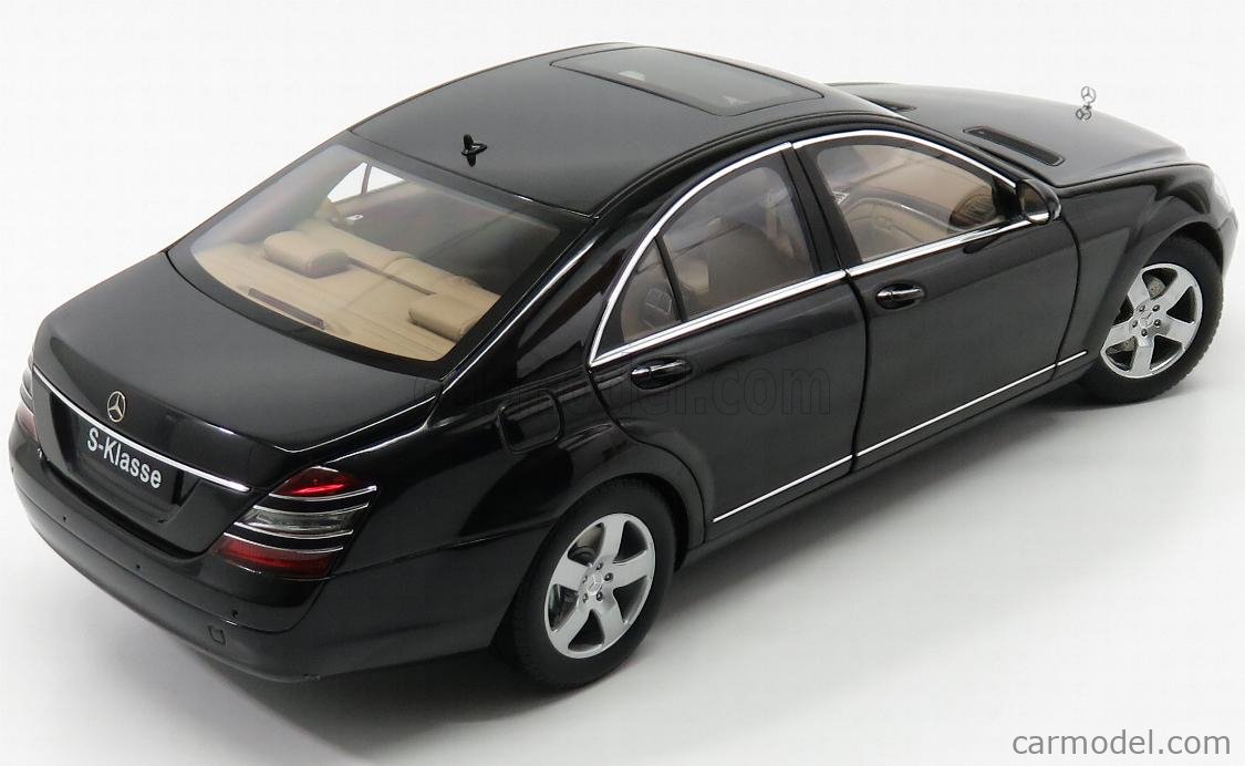 AUTOART 76177 Scale 1/18 | MERCEDES BENZ S-CLASS 2005 BLACK MET