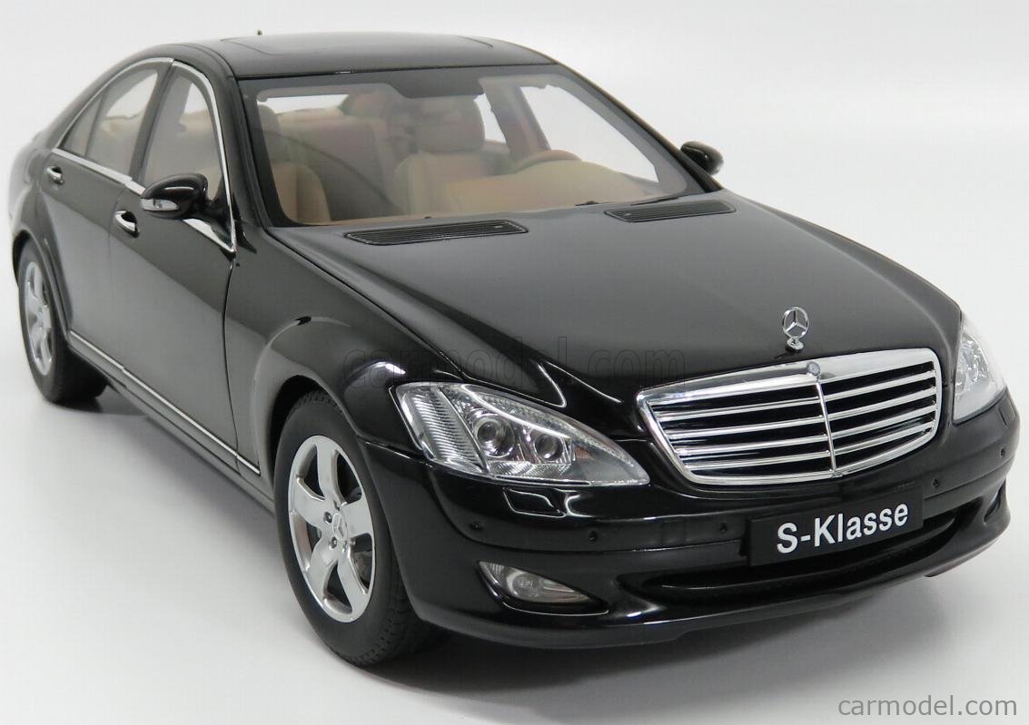 AUTOART 76177 Scale 1/18 | MERCEDES BENZ S-CLASS 2005 BLACK MET