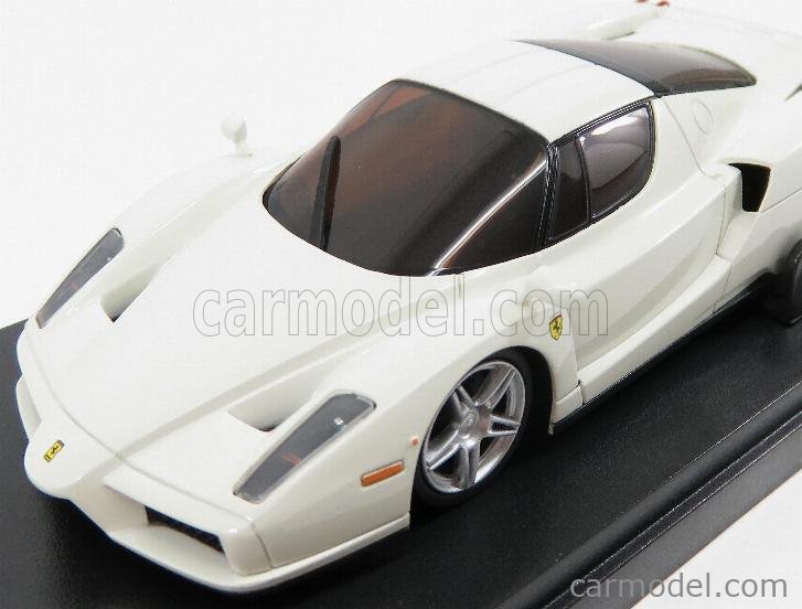 KYOSHO DNX501W Scale 1/43 | FERRARI ENZO 2002 WHITE