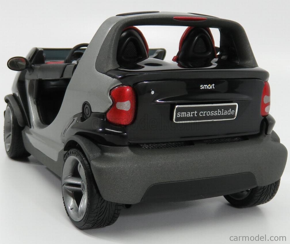 MINICHAMPS 0013440 Scale 1/18 | SMART FORTWO CROSSBLADE CABRIOLET