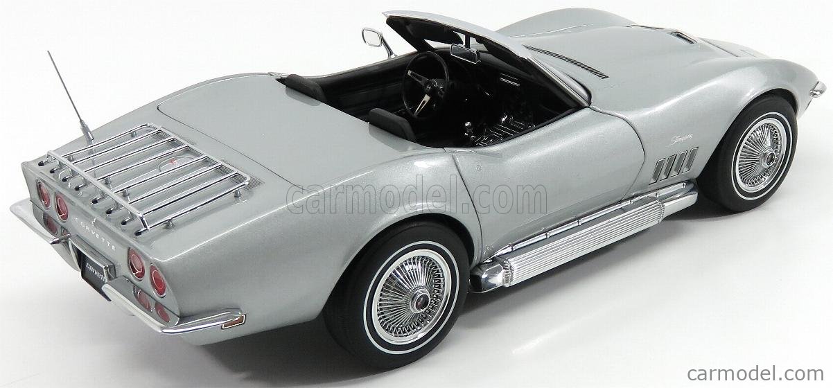 AUTOART 71162 Scale 1/18 | CHEVROLET CORVETTE SPIDER 1969 SILVER