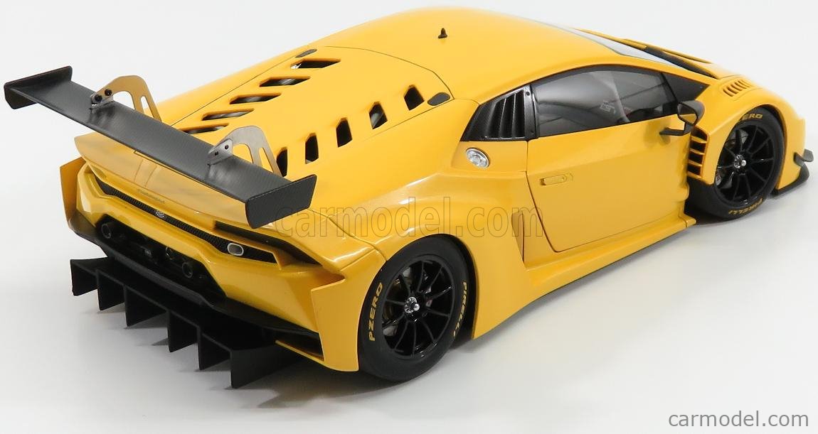 1:18 AUTOart Lamborghini Huracan GT3 Plain Body 2015 yellowmetallic 