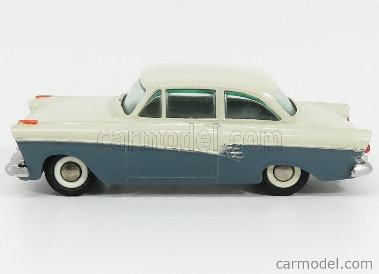 TEKNO 823 Scale 1/43 | FORD ENGLAND TAUNUS 17M LIGHT GREY GREY