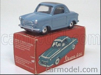 高感度ショップで2023年売れたブランド VESPA PIAGGIO | 1/43 Scale / REISSUE QUIRALU 400 BLACK BLUE ミニカー