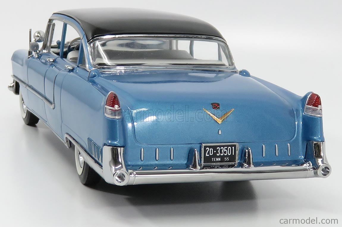 Greenlight 13502 1955 Cadillac Fleetwood 1 1:18 Blue 
