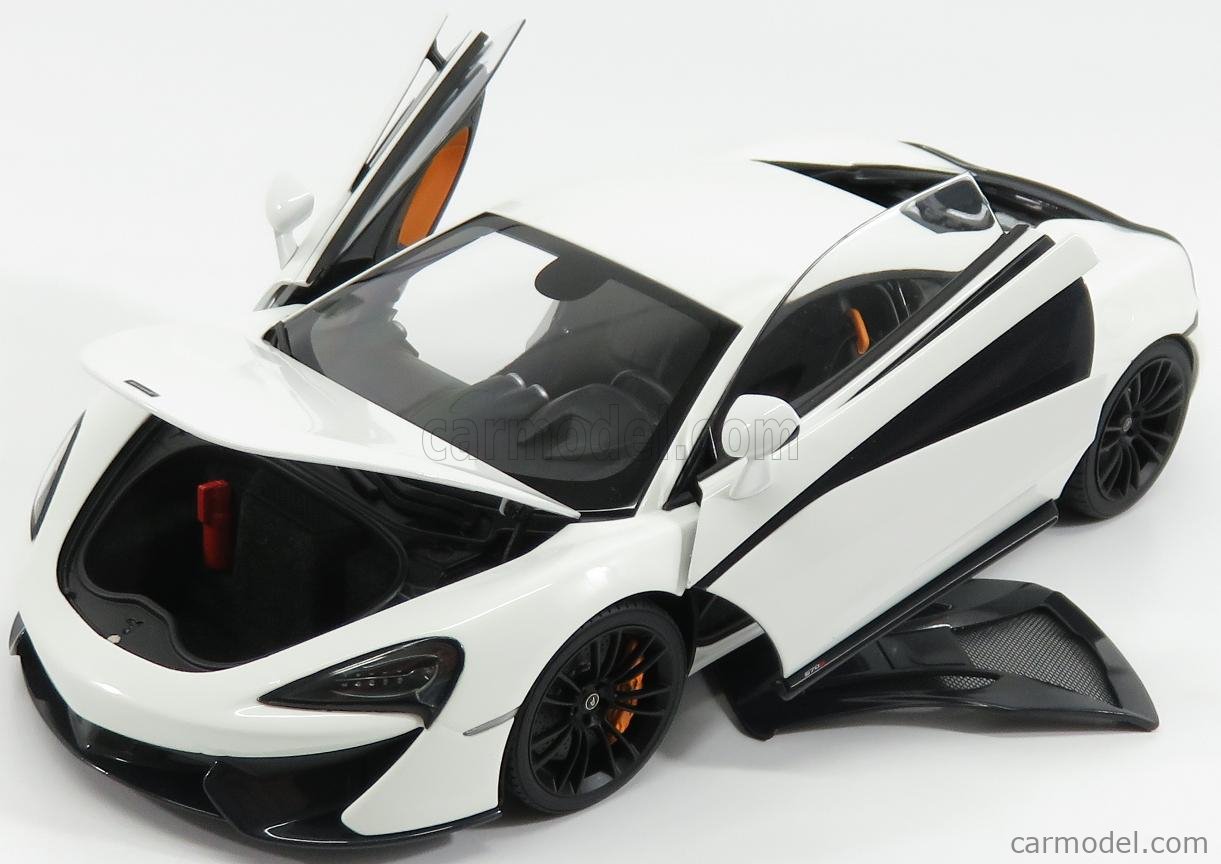 AUTOART 76041 Scale 1/18 | McLAREN 570S 2015 WHITE BLACK WHEELS