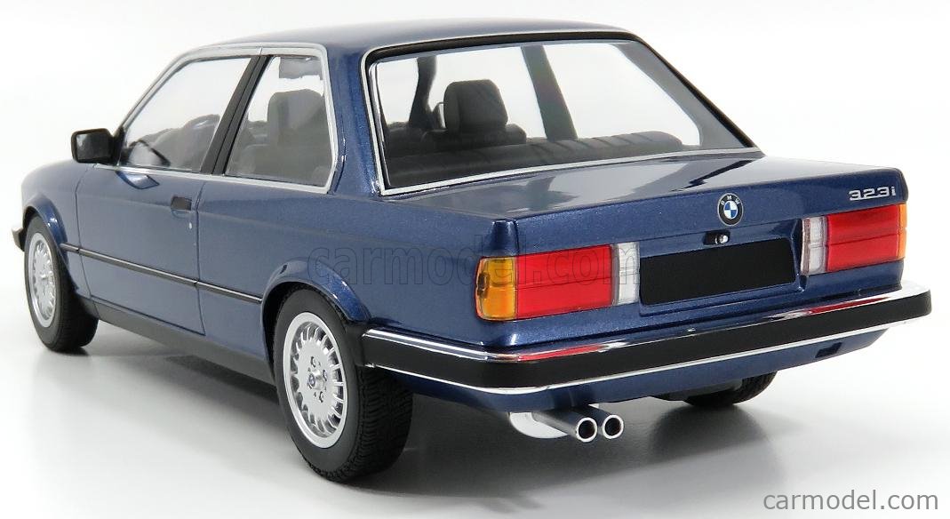 Minichamps 1:18 BMW 323i año de construcción 1982 gris metálico