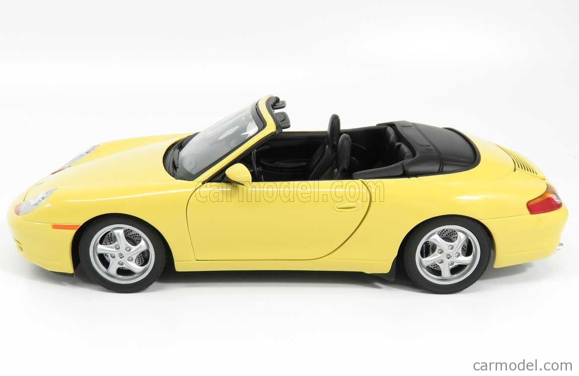 blue 1:18 UT Models Porsche 911 996 Cabrio Convertible yellow