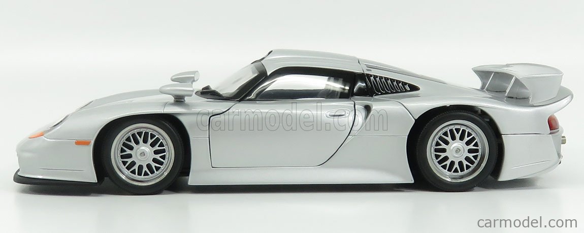 UT-MODELS 27846 Scale 1/18 | PORSCHE 911 GT1 COUPE STREET VERSION