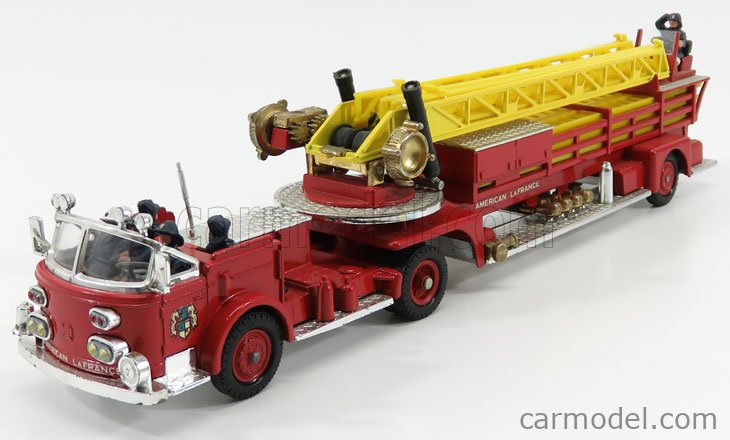 AMERICAN LAFRANCE - AERIAL RESCUE TRUCK FIRE ENGINE 1960