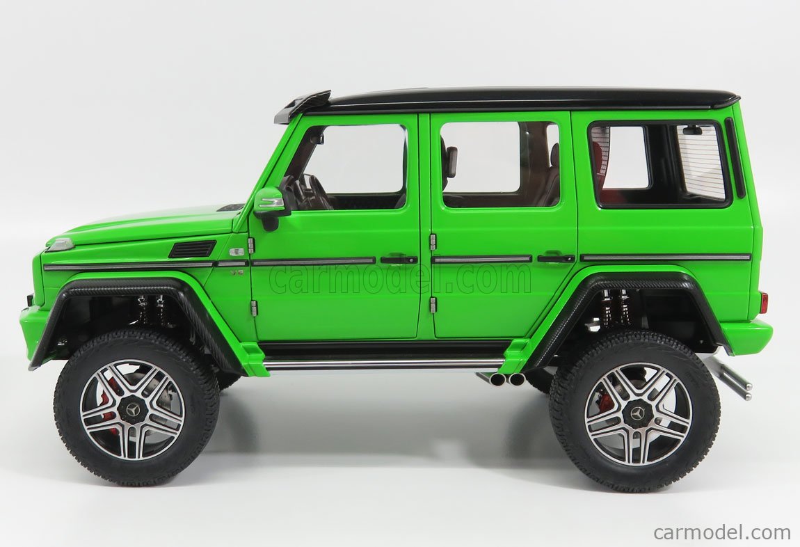 Autoart Mercedes-Benz G500 4x4² 1/18 Scale Diecast Model Car - Alien Green Color - View #10