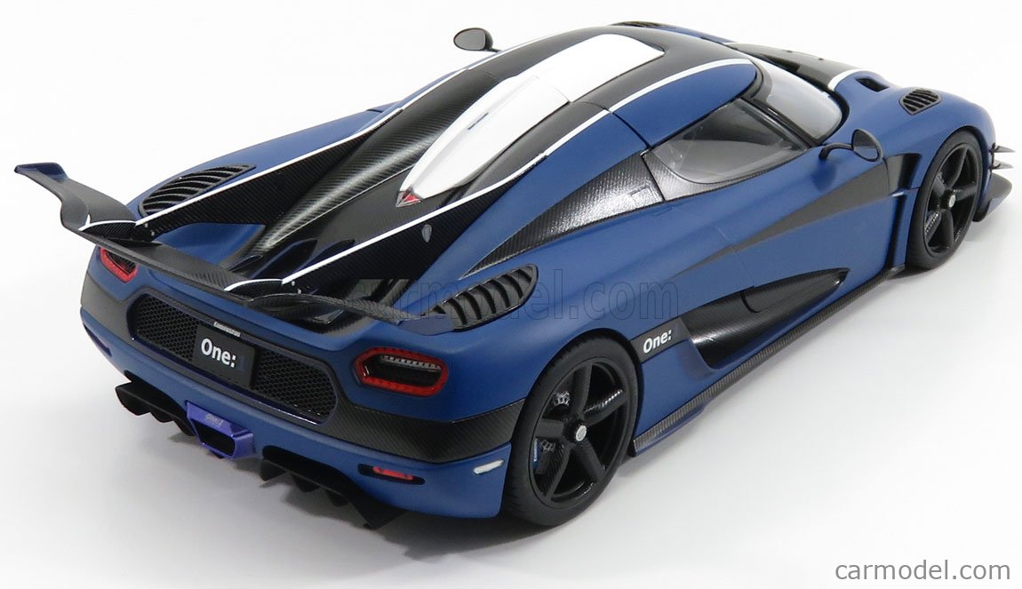 AUTOART 79018 Scale 1/18 | KOENIGSEGG 1 ONE 2014 MATT BLUE CARBON