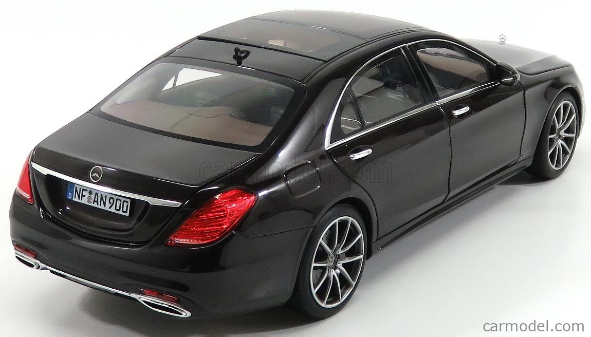 Mercedes-Benz Classe A AMG Line 2018 Noir 1/18