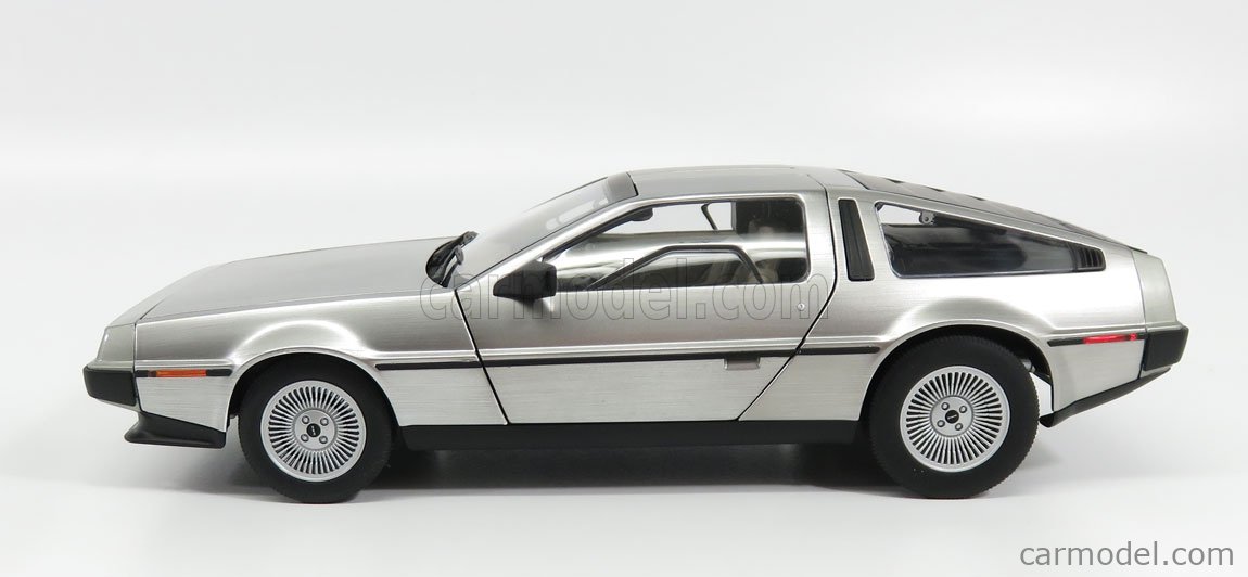 AUTOART 79916 Scale 1/18 | DELOREAN DMC-12 1981 SATIN SILVER AUTOART 79916 Scale 1/18 | DELOREAN DMC-12 1981 SATIN SILVER