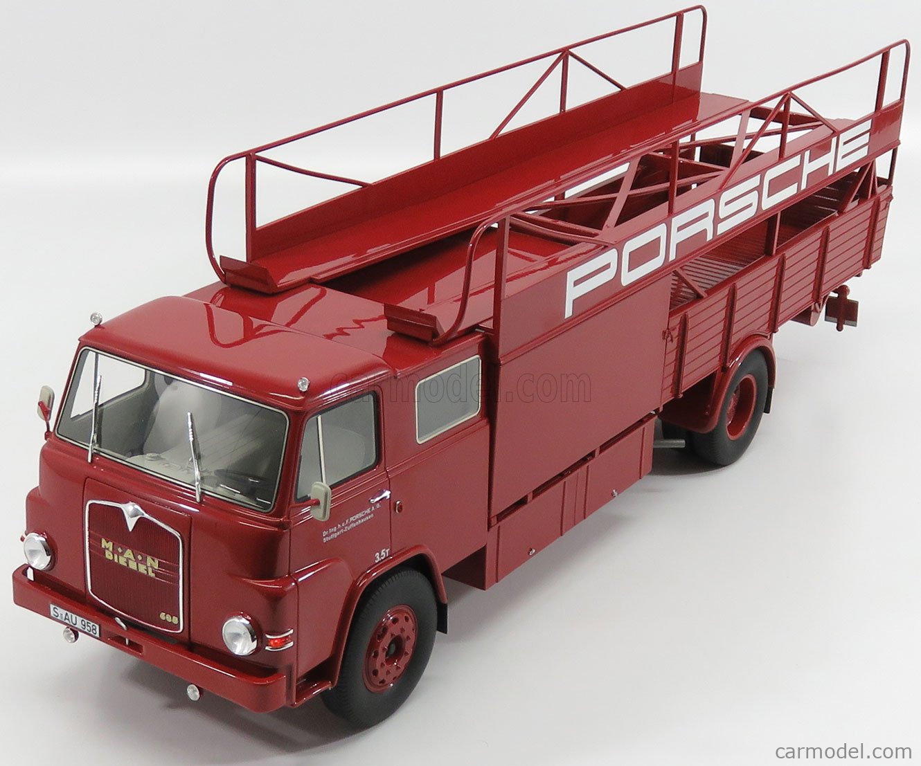 シュコー 1/18 MAN ポルシェ レーシングトランスポーター 1/18 MAN ポルシェ レーシングトランスポーター | HLJ.co.jp