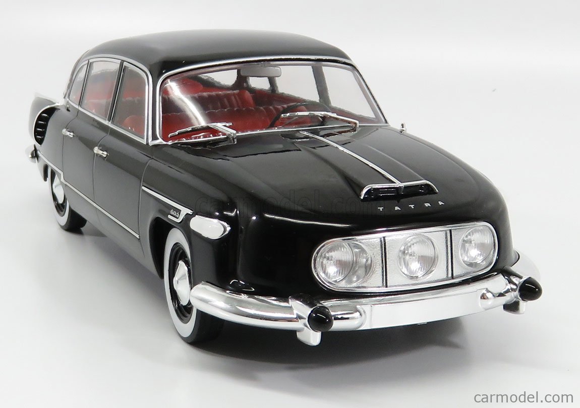 FOXTOYS FOX18-001 Scale 1/18 | TATRA 603 1969 BLACK