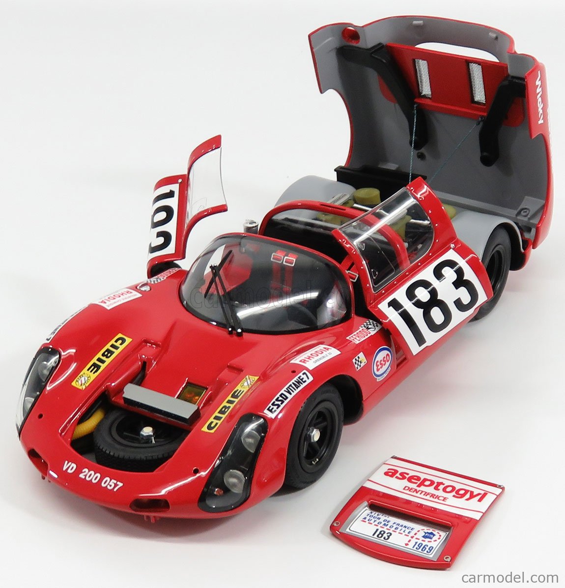 Exoto 1:18 Porsche 910 #18 1000km Nürburgring 1967 Elford / Neerpasch CK  model car CK