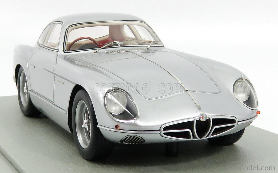 Matrix 1:43 Alfa Romeo 2000 Sportiva Coupe Bertone año de construcción