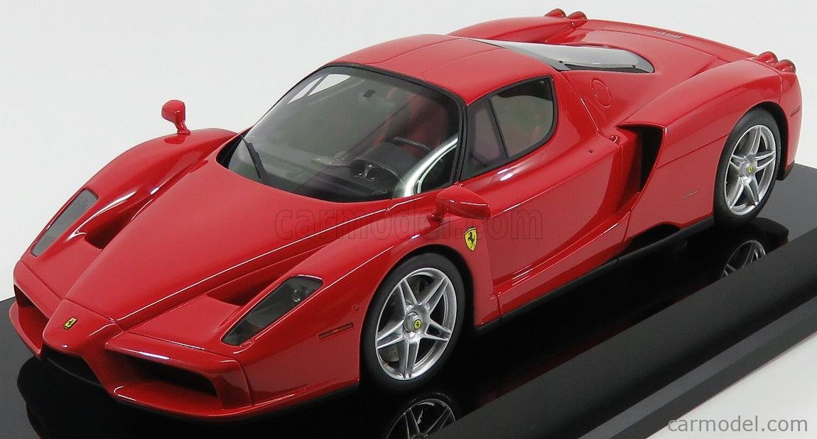 Ferrari Enzo 1:18 scale model