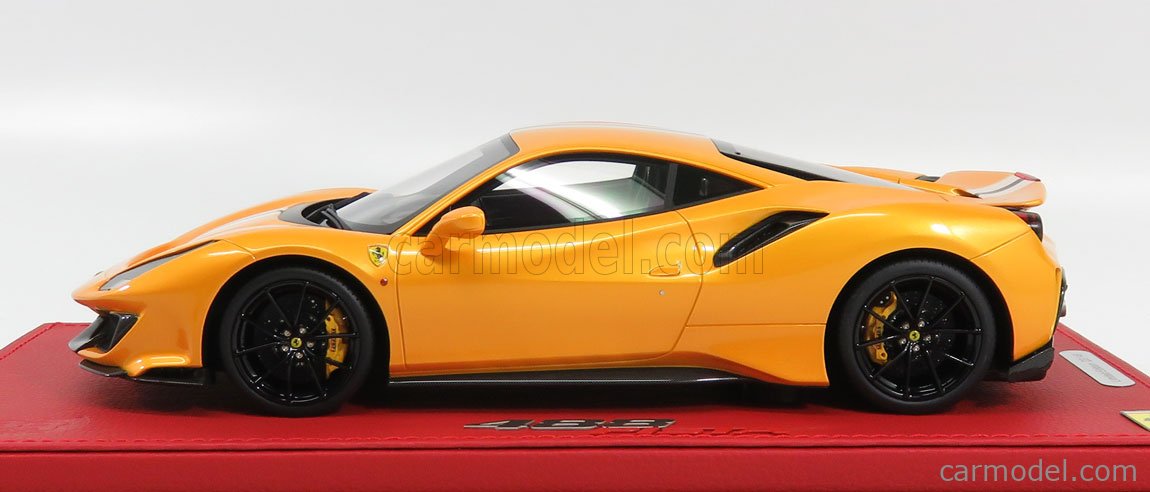 BBR-MODELS P18145D-VET Scale 1/18 | FERRARI 488 PISTA 2018 GIALLO TRISTRATO  - YELLOW MET