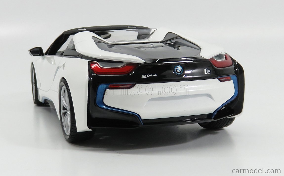 MINICHAMPS 155027031 Scale 1/18 | BMW i8 HYBRID ROADSTER