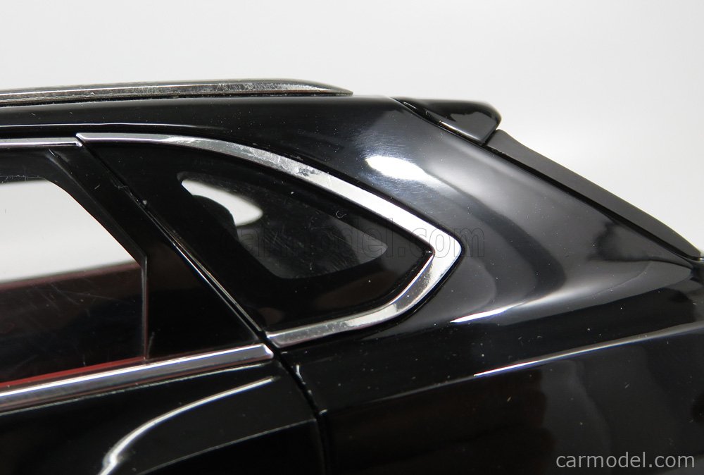 Kyosho 021nx Scale 1 18 Bentley Bentayga Suv 16 Defect Paint And Discolored Chrome Onyx Black Met