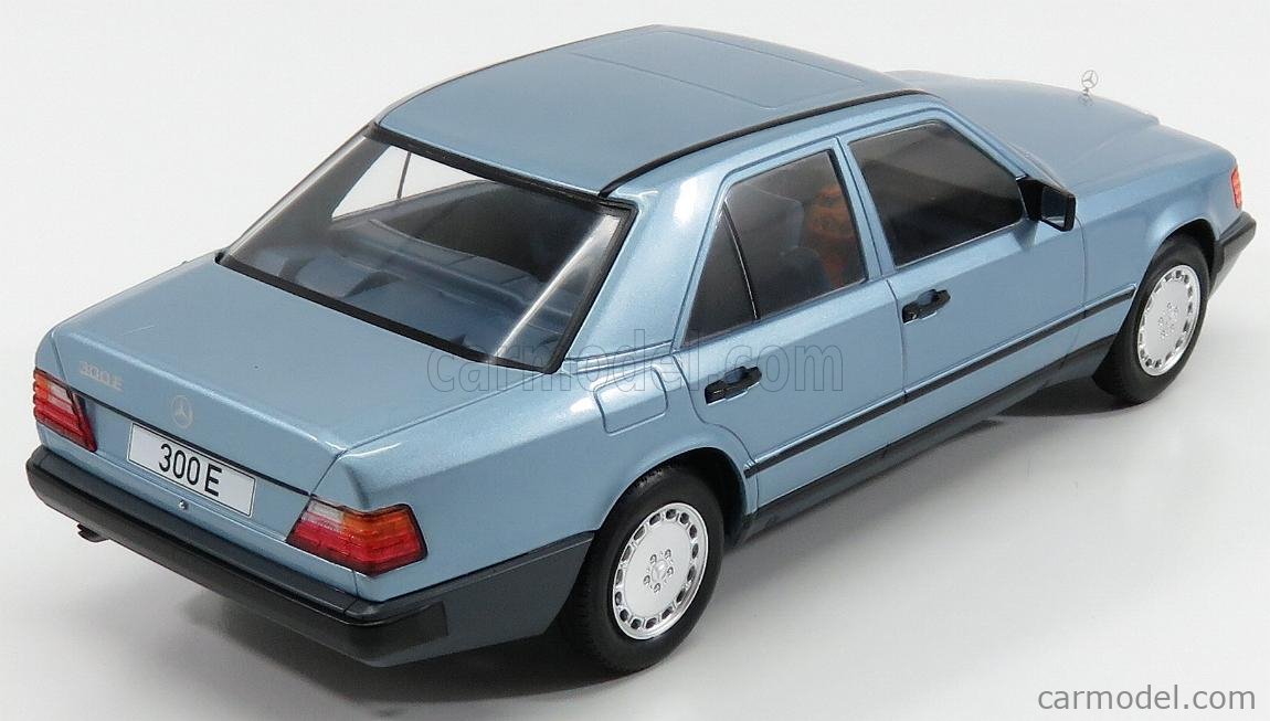 MCG MCG18099 Scale 1/18 | MERCEDES BENZ E-CLASS 300E (W124) 1984 LIGHT BLUE