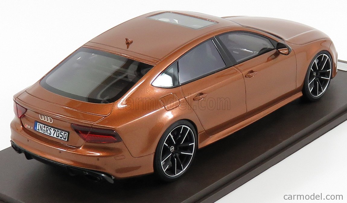 極美品 MOTORHELIX AUDI RS7 Sportback 1/18 1/18 Motorhelix Audi RS7 (Matte Grey) Resin Car Model