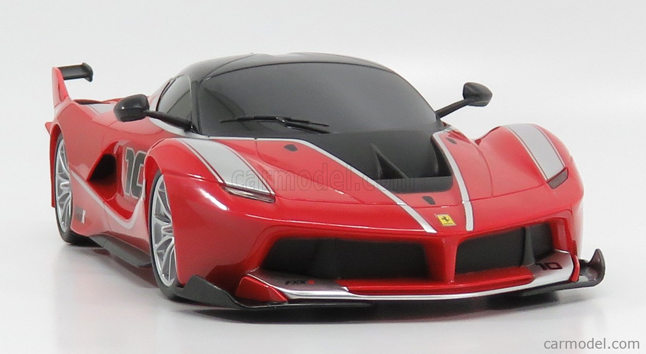 Ferrari FXX-K Rosso 1:14 R/C SpeedGear – Sfida I Tuoi Amici!