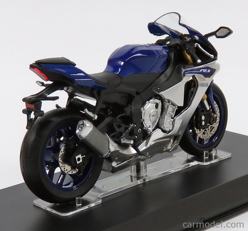 CM Model 1:18 2018/2019 YAMAHA R1 Red Diecast Motorcycle 