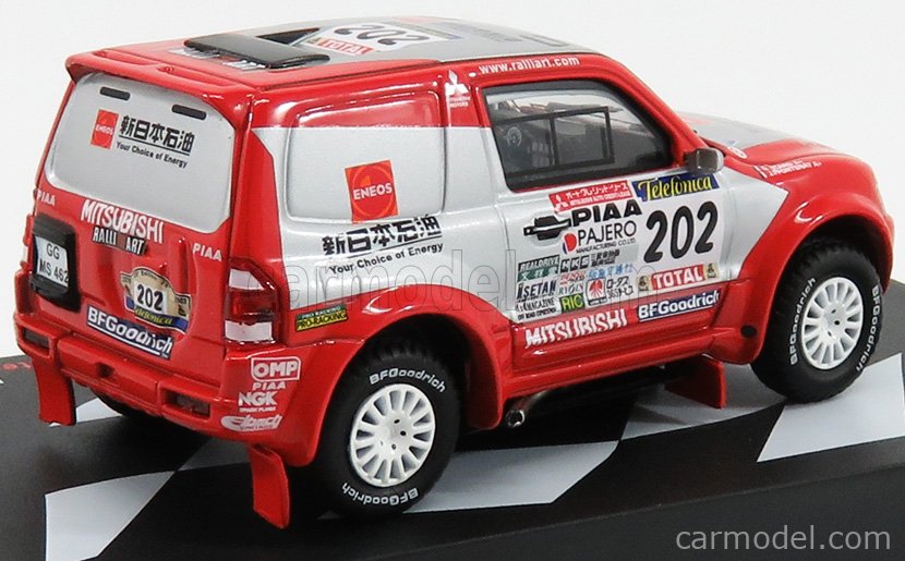 トヨタ ダカール 2004 サイン入り写真 STRONG STAGE FOR TOYOTA GAZOO