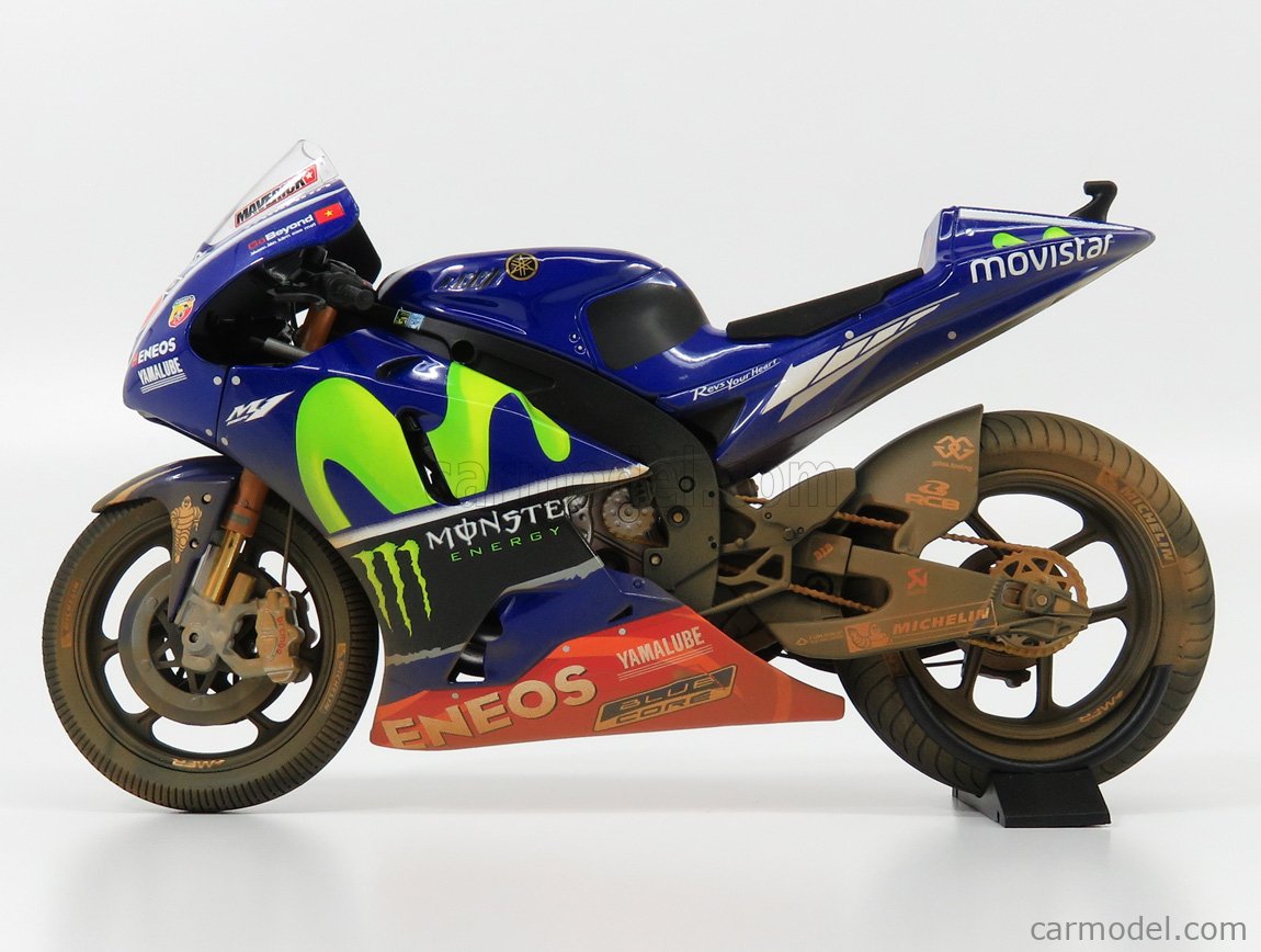 yzr 25