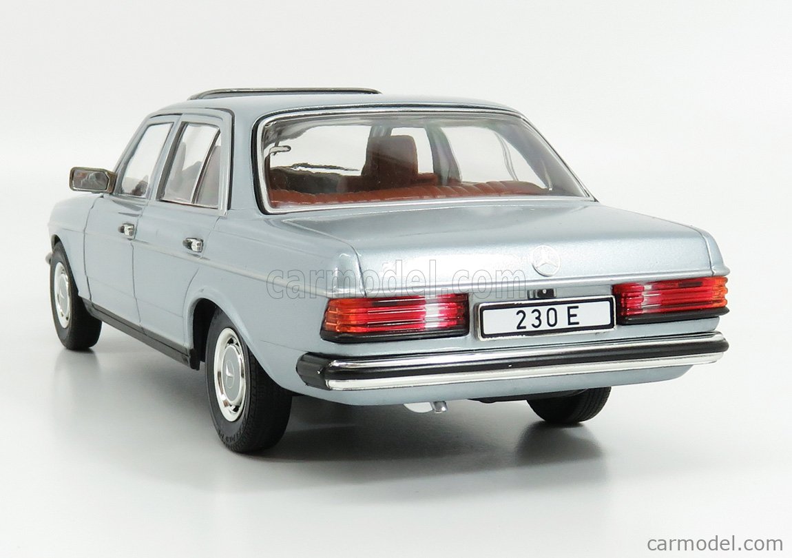 REVELL 08809-WH Scale 1/18 | MERCEDES BENZ E-CLASS 240D 1977