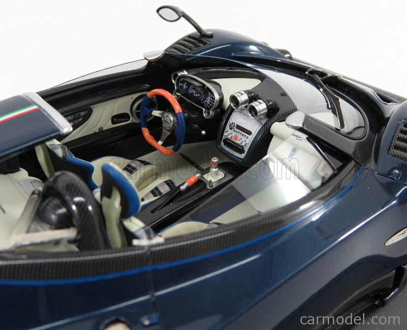 LCD 1/18 PAGANI - ZONDA HP BARCHETTA 2018 - CARBON FIBRE WHITE LIMITED EDITION e