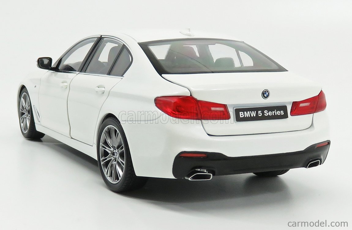 KYOSHO 08941W Scale 1/18 | BMW 5-SERIES (G30) M SPORT 2017