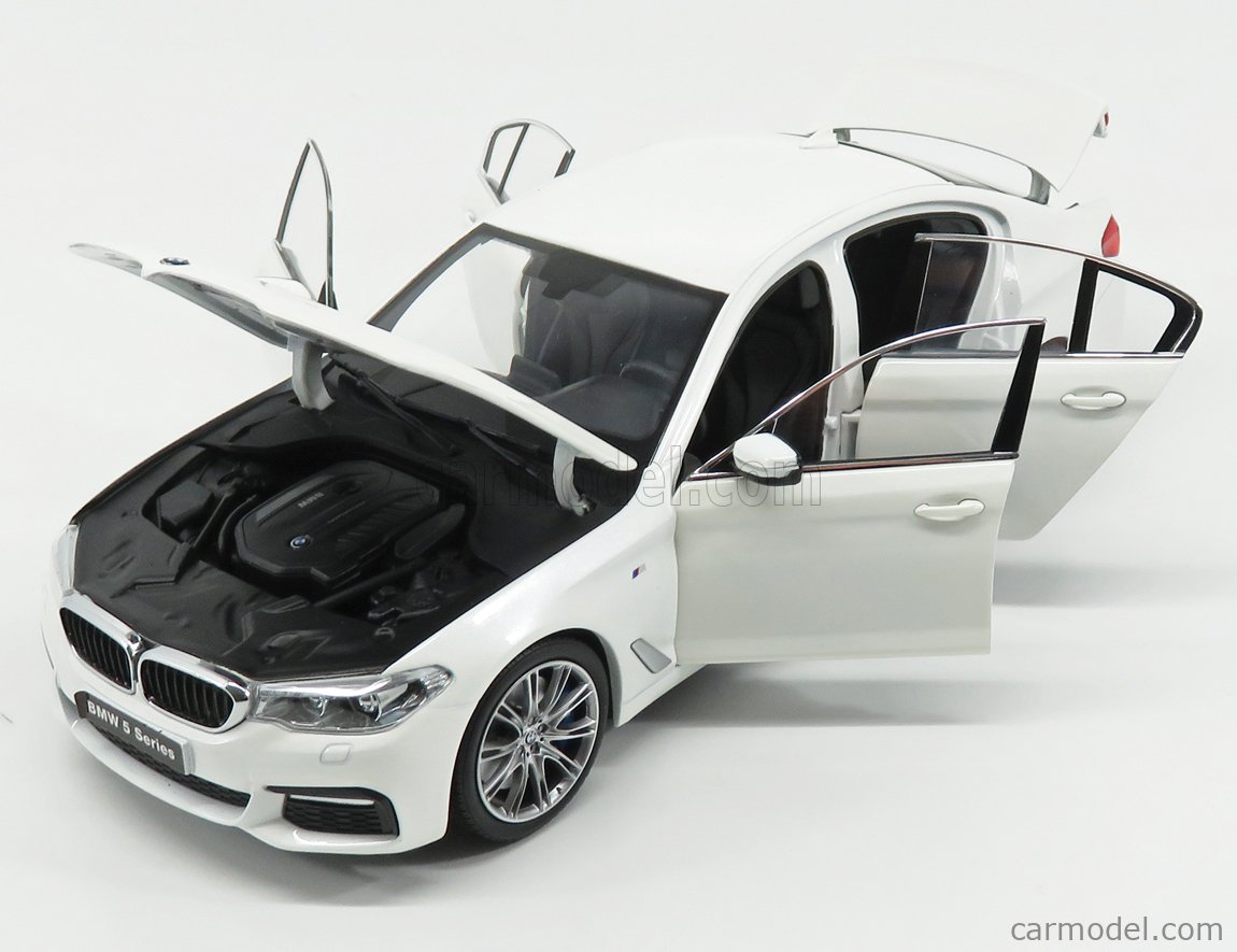 京商 1/18 BMW 5シリーズ G30 ホワイト 5 Series 京商 ミニカー | 販売終了: 京商 オリジナル 1/18 BMW 5シリーズ