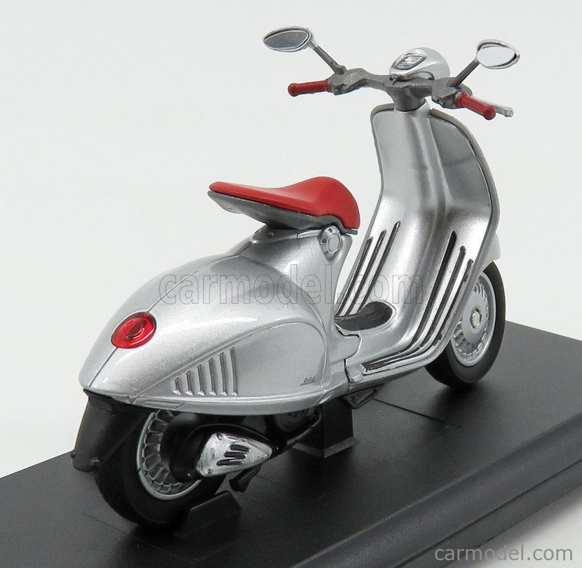 Welly Custom 2014 Vespa Piaggio 946 Bellissima x Christian Dior Motor Bike  1:18