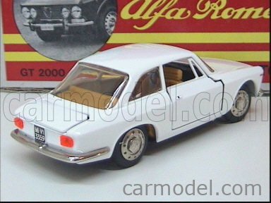 Alfa Romeo Giulia Sprint Gta Alfa Romeo Giulia A Strong Bloodline